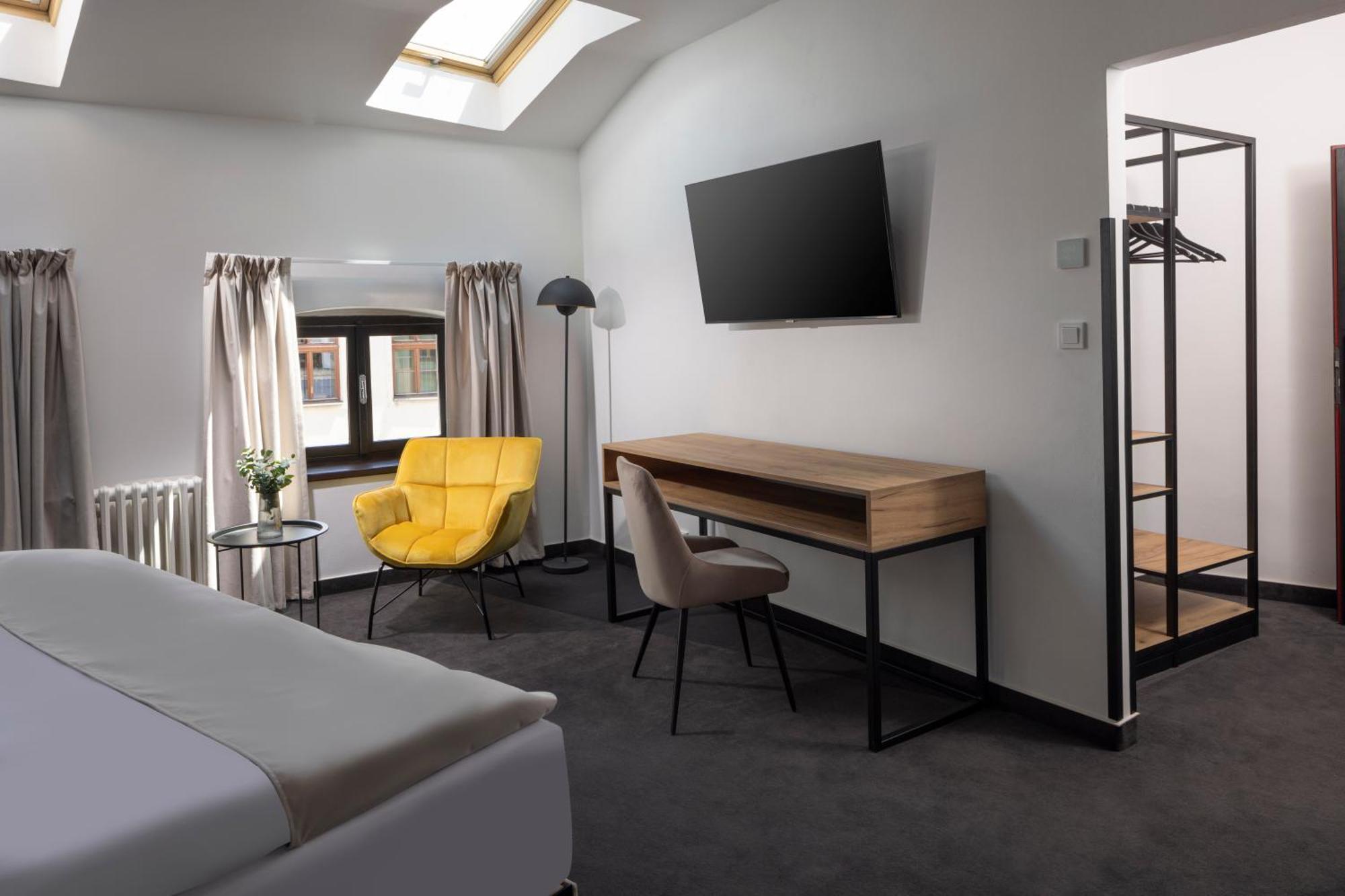 Hotel Savorsky Jihlava Kültér fotó
